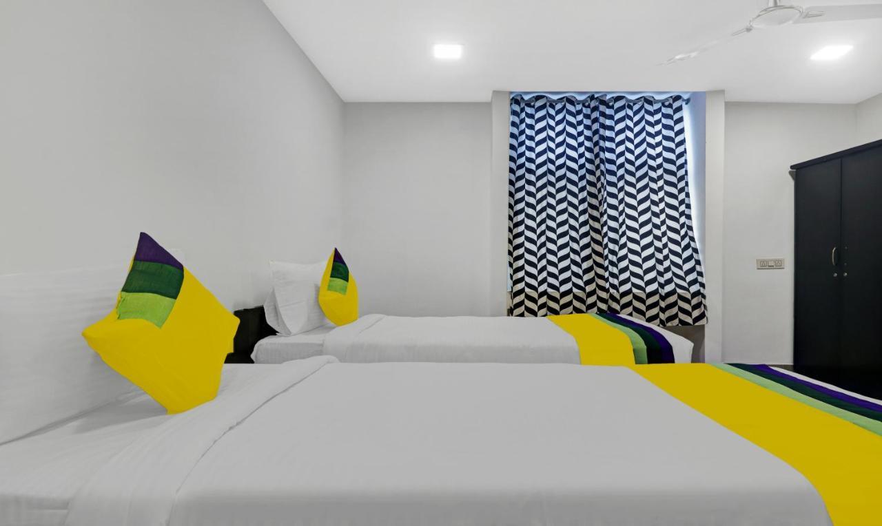 Itsy By Treebo - Lg Grand Inn Haidarábád Kültér fotó