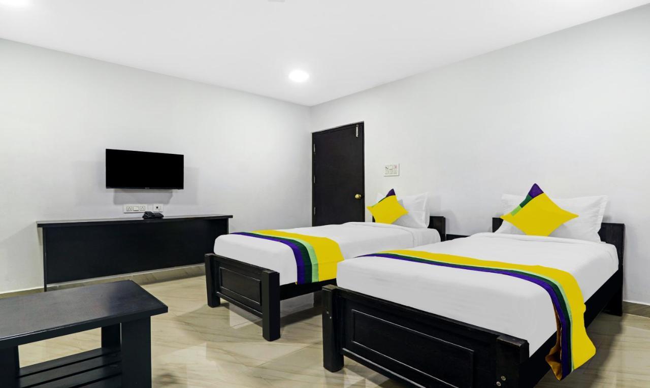 Itsy By Treebo - Lg Grand Inn Haidarábád Kültér fotó